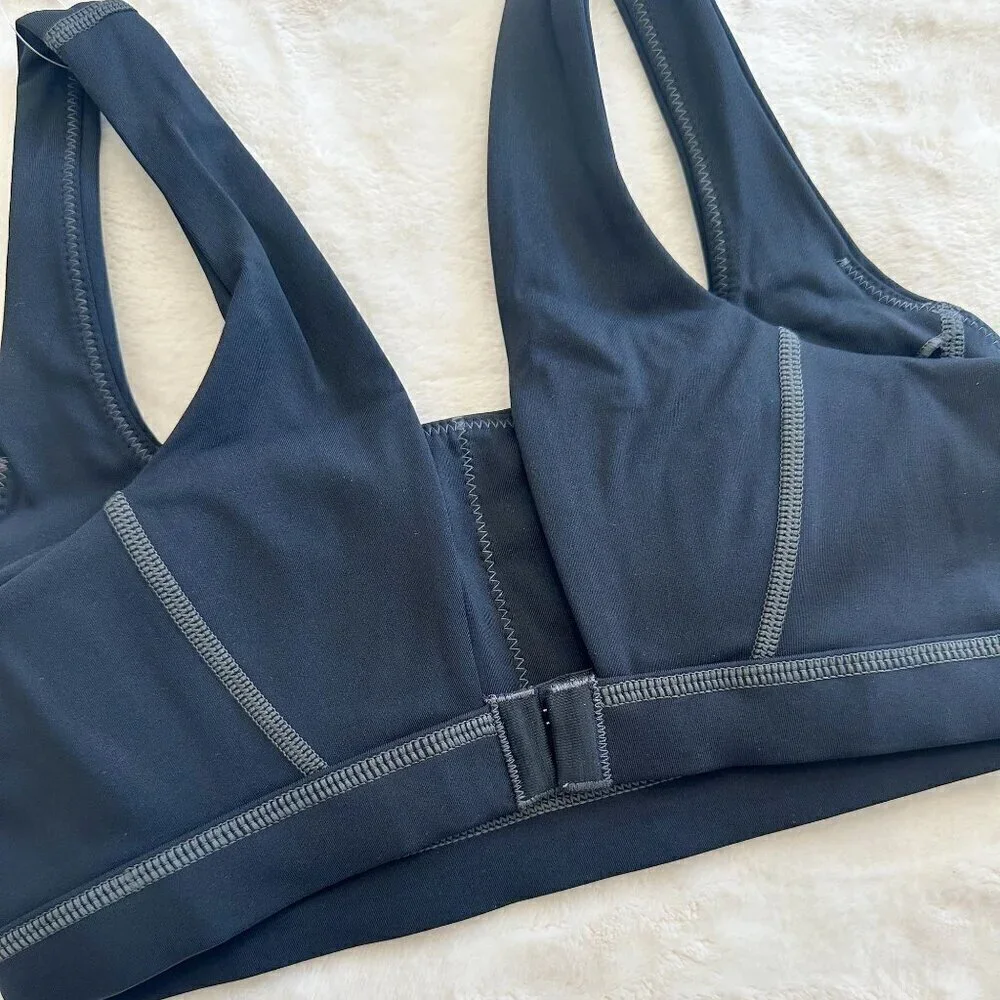 NWT Offline by Aerie Black with Gray Stitching Goals Padded Sports Bra - Size: S - Picture 5 of 7